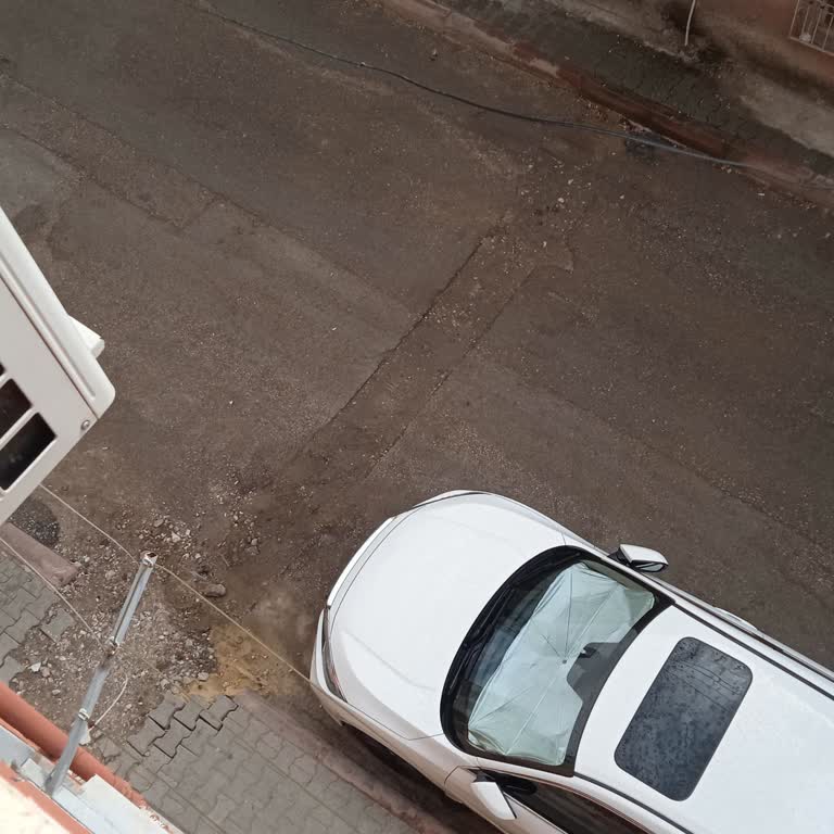 Aksa Doğalgaz'ın Mersin Toroslar Çalışması Sonrası Asfalt Eksikliği Ve Güvenlik Endişesi