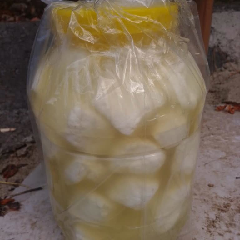 İstenen 5 Kg Keçi Peyniri Yanlış Ve Eksik Geldi, Kalite Düşük Ve İade Talep Ediliyor