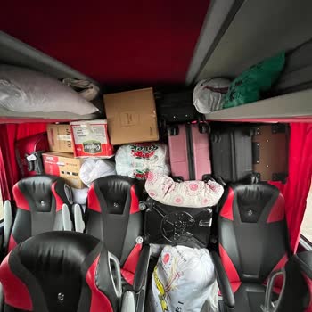 Kurtalan Ekspres'te Bagajların Koltuk Üzerine Düşmesi Yolcu Güvenliğini Tehlikeye Atıyor