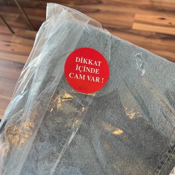 Mavi'den Defolu Ve Lekeli Jean Gönderilmesi Şikayeti
