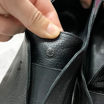 Elle Ayakkabısının Kısa Sürede Taban Yırtılması Ve Garanti Süresi Nedeniyle Yardım Alamama