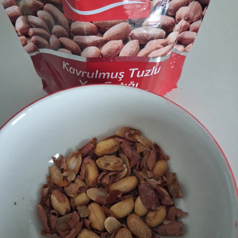 Pendik Migros Şubesinde Tadım Yer Fıstığı Çürüklük Ve Kurtlanma Sorunu