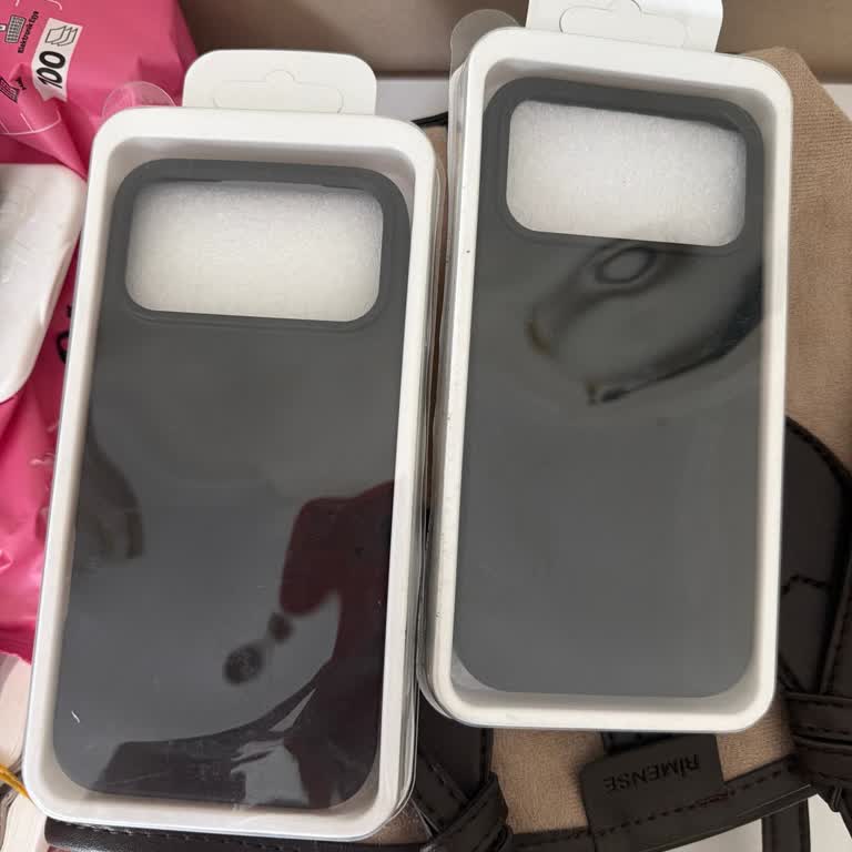 İphone Kılıfı İçin Yanlış Renk Ve Malzeme Gönderildi
