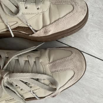 Reebok Ayakkabısında Üretim Hatası İddiası Ve Değişim Talebi