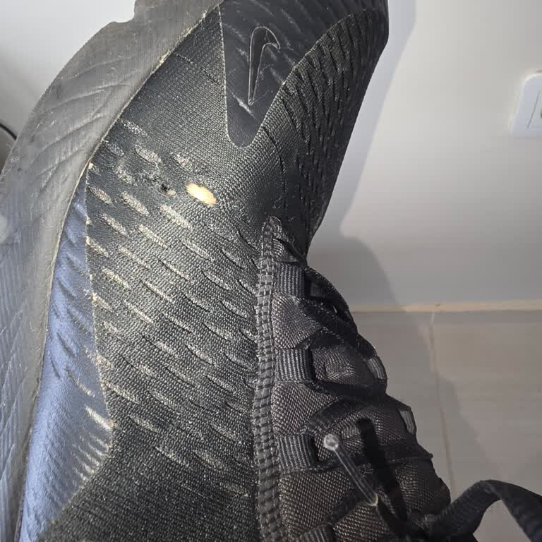 Nike Air Max 270 Ayakkabısının Kısa Sürede Yırtılması Ve İade Reddi