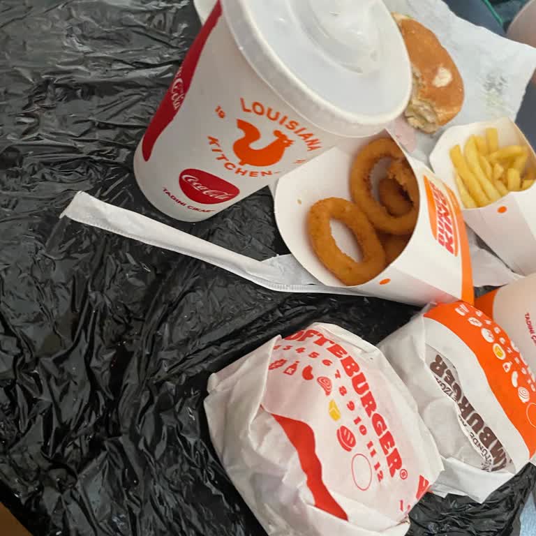 Burger King Şubesinde Eksik Ve Yanlış Sipariş Şikayeti
