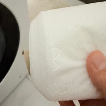 A101'den Alınan Tuvalet Kağıdının Üretim Hatası