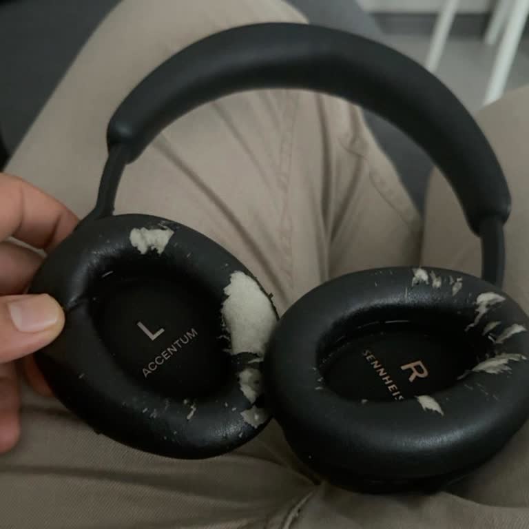 Sennheiser Accentum Wireless Kulak Pedlerinin Yedek Parça Temini İmkânsız