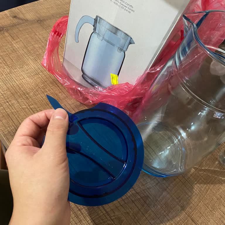 Aquatic Sürahi Kapakları Kırıldı Ve Yedek Parça Temin Edilemiyor