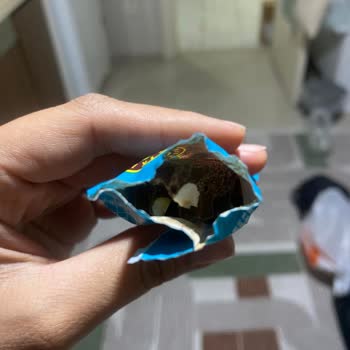 Açık Ve Boşalan Çikolata Paketi, Hijyen Endişesi