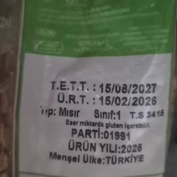 Dondurulmuş Cin Mısırda Kurtlar Görüldü Ve Hijyen Endişesi Oluştu