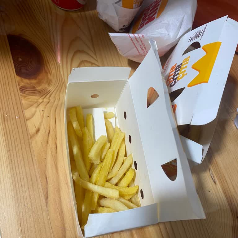 Burger King Orta Boy Patates Yerine Küçük Porsiyon