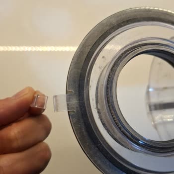 Dyson V15 Detect Hazne Kapağı Kırıldı, Şirket Kullanıcı Hatası Diyerek Çözüm Sunmuyor