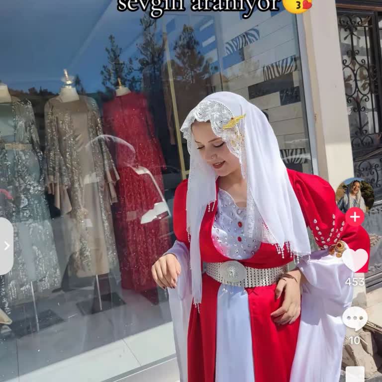 TikTok'ta Sahte Hesapta Fotoğraflarım İzinsiz Kullanılıyor Ve Kişilik Haklarım Zedeleniyor