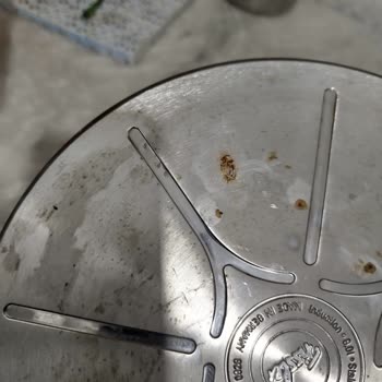 Fissler Düdüklü Tencerede Paslı Aparat Ve Yetersiz Servis