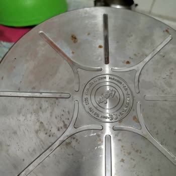Fissler Düdüklü Tencerede Paslı Aparat Ve Yetersiz Servis