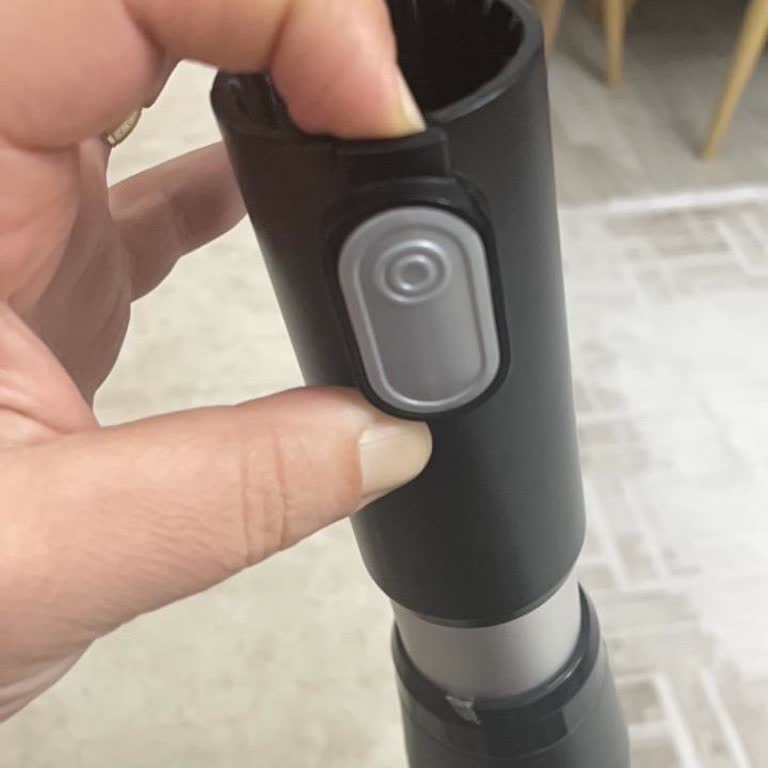 Bosch Ultimate 7 Süpürge Borusu Kırıldı, Yedek Parça Ücreti Çok Yüksek