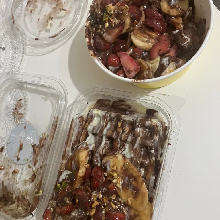 İki Saat Geciken Ve Özensiz Waffle Teslimatı