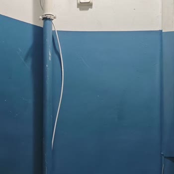 TÜRKSAT Ekiplerinin Hatalı Bağlantı Çalışması Apartmanın İnterneti Kesildi