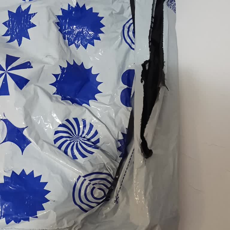 Eksik Kargo Ve Sorumluluk Reddi: 2000 TL Değerindeki Ürünlerim Kayıp
