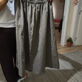 Sipariş Edilen Pantolon Yerine Yanlış Etek Gönderildi