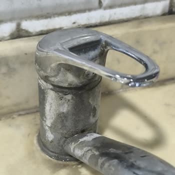 Petrol Ofisi İstasyonunda Hijyen İhmalı Ve Tuvalet Kapısı Arızası