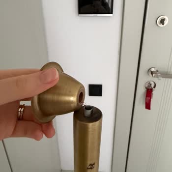 Dayanıksız Lambader Patlaması Güvenlik Tehdidi Ve Cevapsız Müşteri Hizmetleri