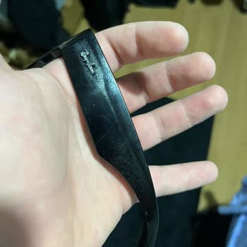 Kısa Sürede Parlak Yüzey Bozulması Yaşayan Ray-Ban Gözlüğün Değişim Talebi