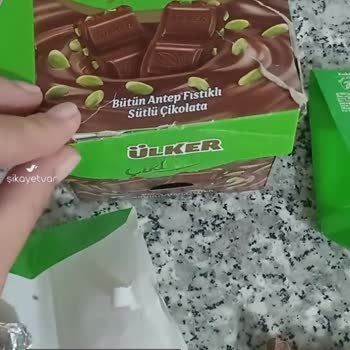Ülker Çikolatanın Paketinden Bozuk Ve Yarım Çıkması