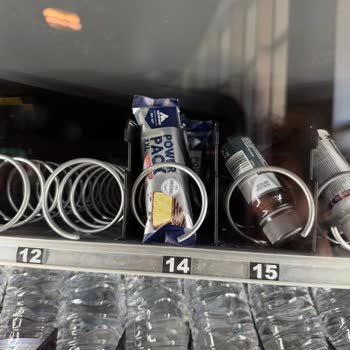 Macfit Piazza Su 3 Şubesinde Otomattan Alınamayan Protein Bar İçin Kredi İadesi Talebi