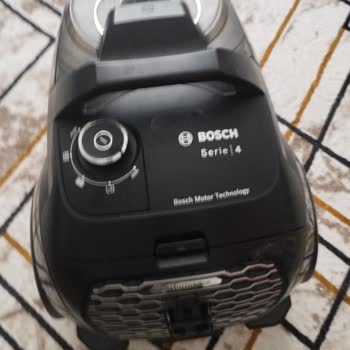 Garanti Kapsamında Tekrarlayan Motor Arızası İçin Bosch Süpürge Değişim Talebi