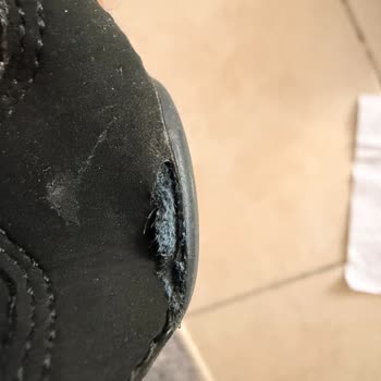 Üst Kısmı Açılan 7.499 TL’lik Skechers Ayakkabı İçin Değişim Veya İade Talebi