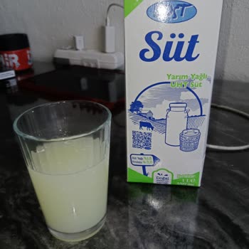 BİM Çorlu Mağazasındaki Bozuk Dost Sütü Satışı