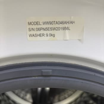 Kıyafetlerimde Delikler Açan Samsung Çamaşır Makinesi Ve Ücretsiz Servis Talebi