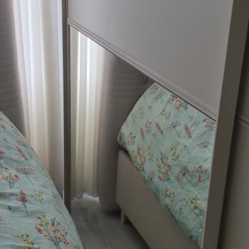 Defolu Ürün Teslimatları Ve Eksik Sürgülü Dolap Tamiri İçin Sürekli Mağduriyet