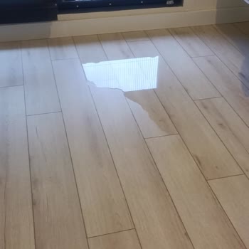 Garanti Dışı Ücret Talebi Ve Parça Beklemede Pimapen Pencerelerde Su Sızması