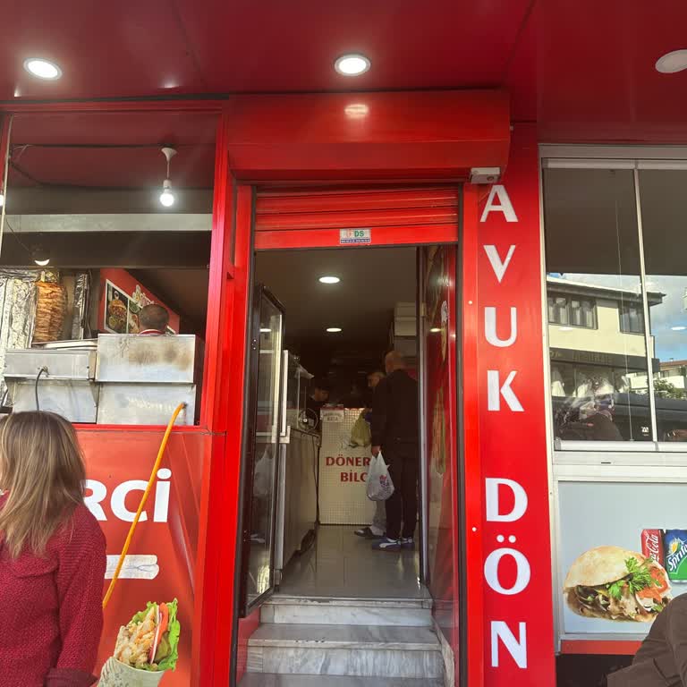 Kargo Görevlisi Dükkan Kapalı Notunu Yanlış Girdi