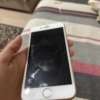 Orijinal Olmadığı Belirtilmeyen İPhone 15 Ve Cevapsız Destek