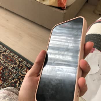 Orijinal Olmadığı Belirtilmeyen İPhone 15 Ve Cevapsız Destek