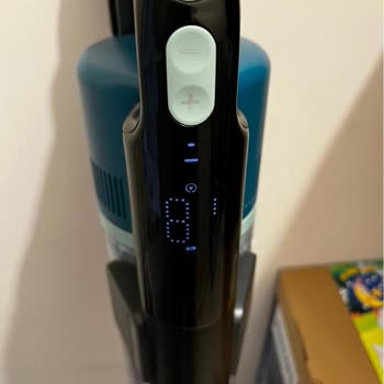 Philips 6000 Dik Süpürge İ8 Hatası Garanti Kapsamında Değiştirilmelidir