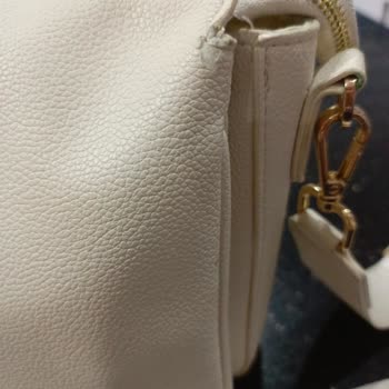 Laura Ashley Çantasının Kısa Sürede Deri Kabarması Ve Ayıplı Ürün Şikayeti