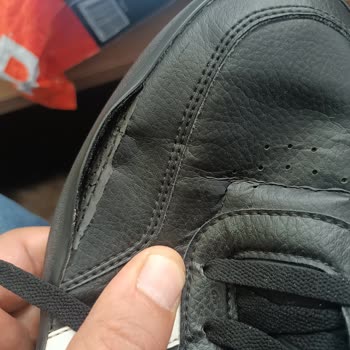 Boyner’den Aldığım Adidas Breaknet Ayakkabı Kısa Sürede Açıldı Ve İade İstiyorum
