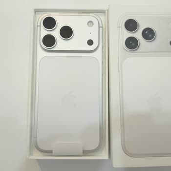 Yeni İPhone 17 Pro Kamera Lensinde Toz Değişim Talebi
