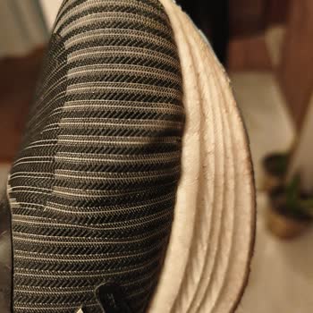 Reebok Ayakkabısındaki Yapıştırma Kusuru Değişim Talebi