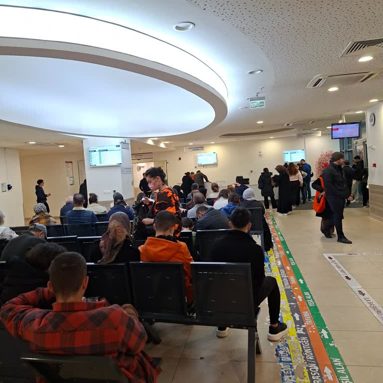 Göztepe Şehir Hastanesinde Acil Serviste 2 Saatlik Bekleme