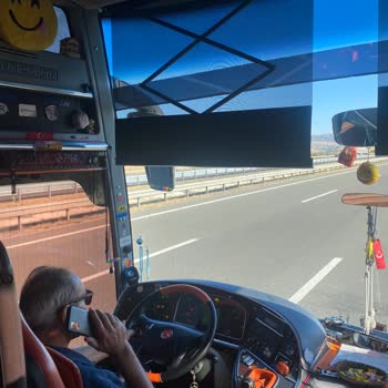 Safran Turizm Kaptanın Telefon Kullanımı Yolcu Güvenliğini Riske Attı