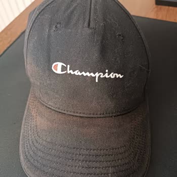 Champion Türkiye Şapkanın İadesini Reddetmesi Ve 100 TL Kargo Ücreti Talep Etmesi