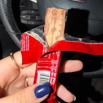Tadelle Çikolatasının Bozulmuş Tad Ve Görünüm Sorunu