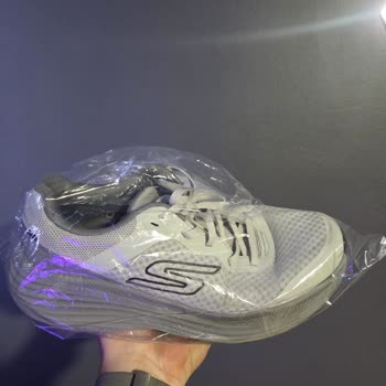 Skechers Ayakkabısının File Kısımları 5 Ayda Yırtıldı, İade Talebi