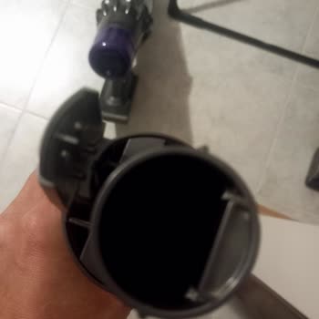 Dyson Uzun Boru Parçasında Kullanıcı Hatası İddiası Ve Garanti Reddi